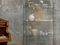 Libreria in vetro con top e base in legno Ego Plus di Tonin Casa