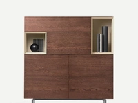 Madia Alta Brema in legno con vani a giorno in laccato opaco di Pianca