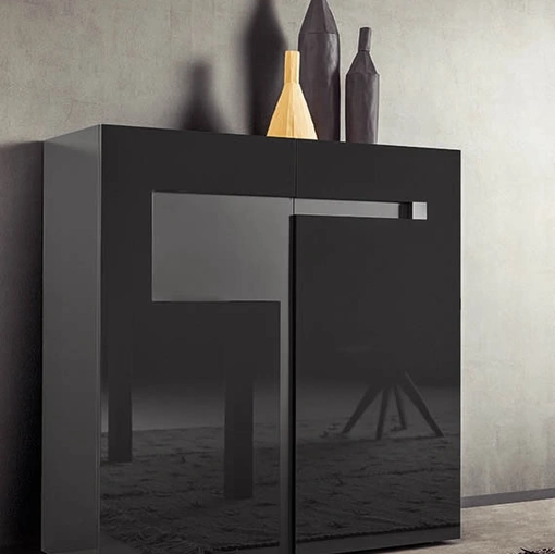 Madia Alta Logos in laccato lucido e opaco di Pianca