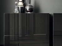 Madia Alta Quadra in laccato lucido Nero di Pianca