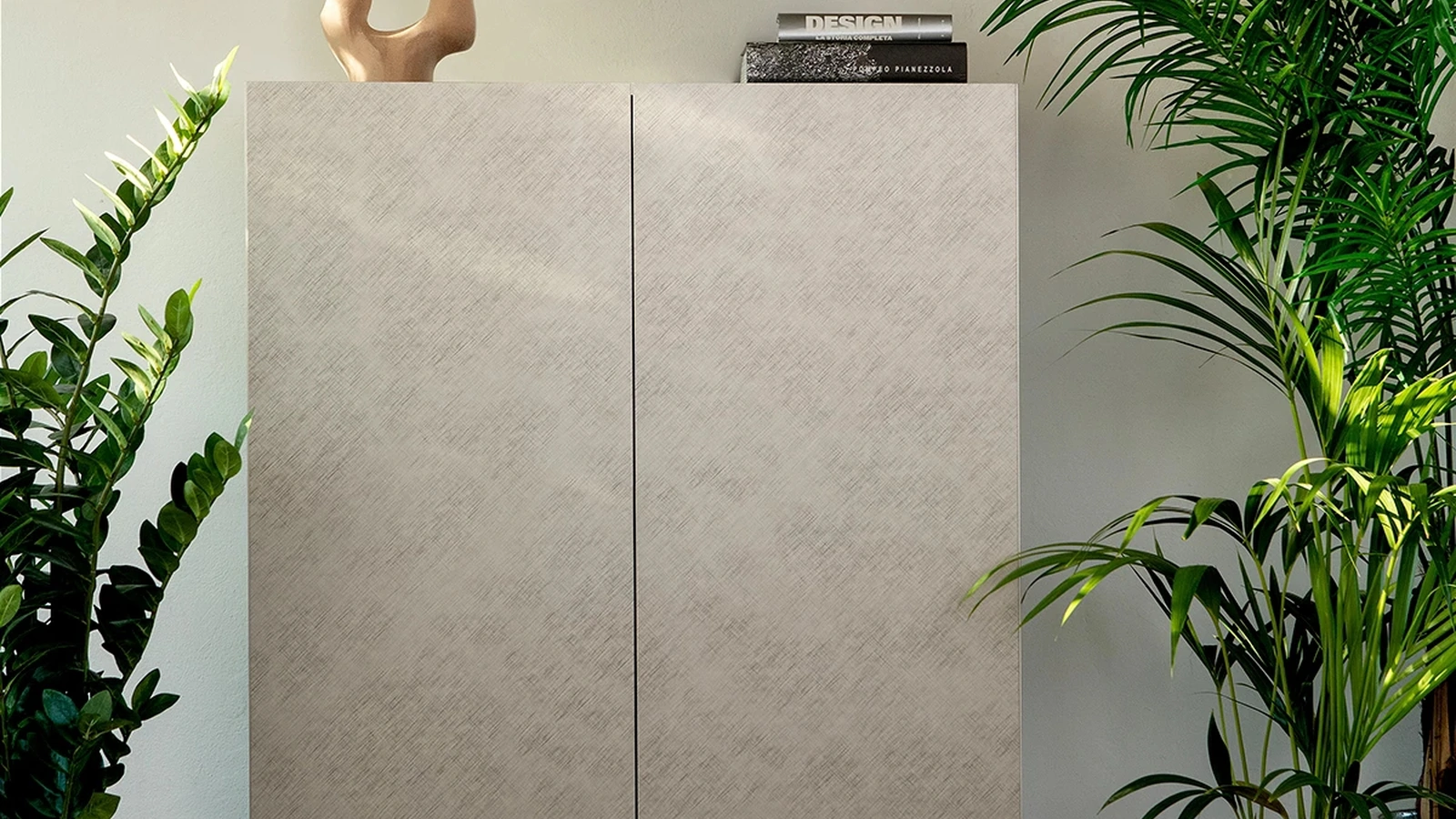 Madia Coated in legno con lavorazione spazzolata di Tonin Casa