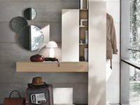 Composizione Ingresso 01 in laccato opaco madreperla e materico rovere sabbia di Tomasella