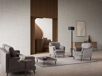 Poltrona in tessuto imbottito Galen di Le Comfort