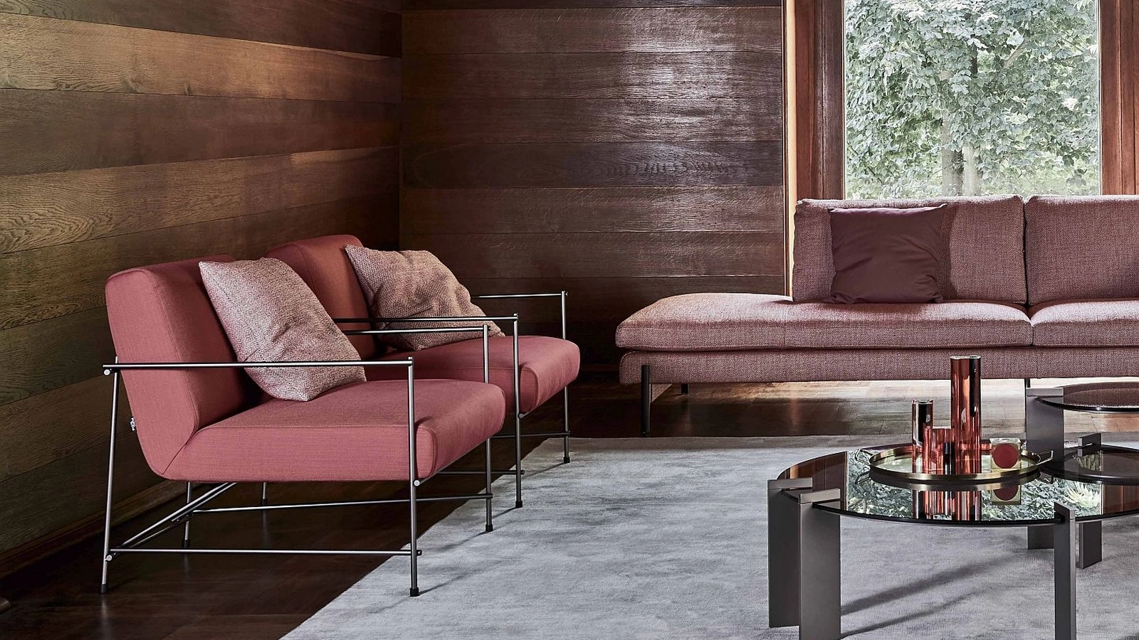 Poltroncina Kyo in tessuto con struttura in metallo di Ditre Italia