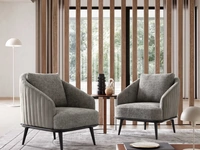 Poltrona Lala in tessuto di Le Comfort