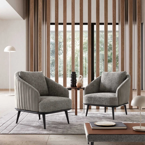 Poltrona Lala in tessuto di Le Comfort