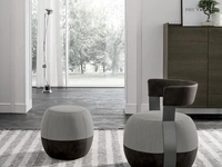 Poltroncina Barrique in ecopelle e tessuto di Tomasella