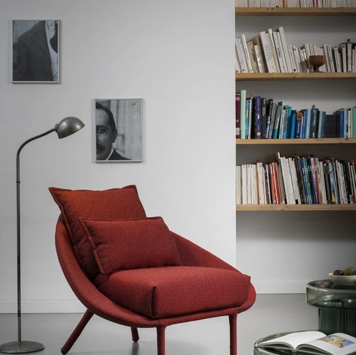 Poltrona di design in tessuto imbottito Lem Armchair di Miniforms