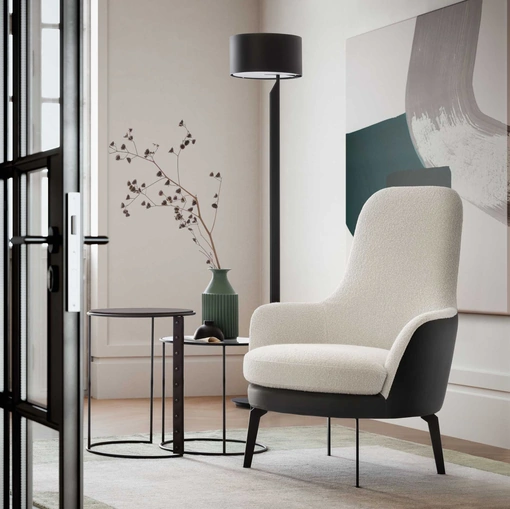 Poltrona in tessuto Queen di Le Comfort