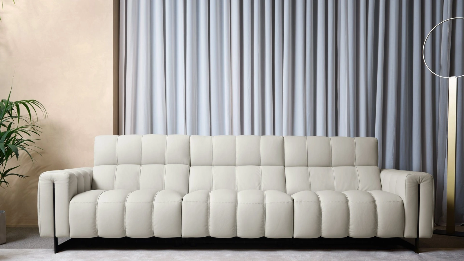 Divano relax in pelle Genesi di Franco Ferri