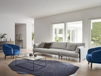 Divano lineare in tessuto imbottito Niki di Calligaris