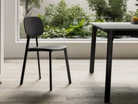 Sedia Alpha in polipropilene con struttura in acciaio di Arredo3