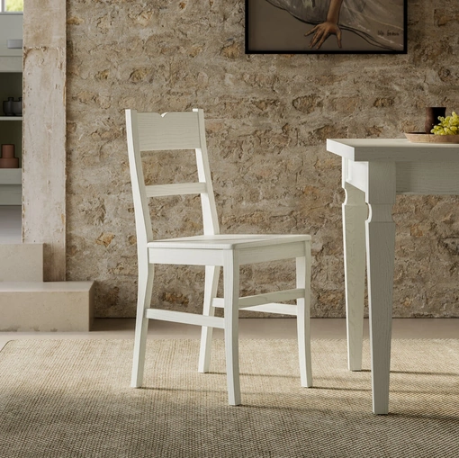 Sedia Flora in legno massello laccato di Arredo3