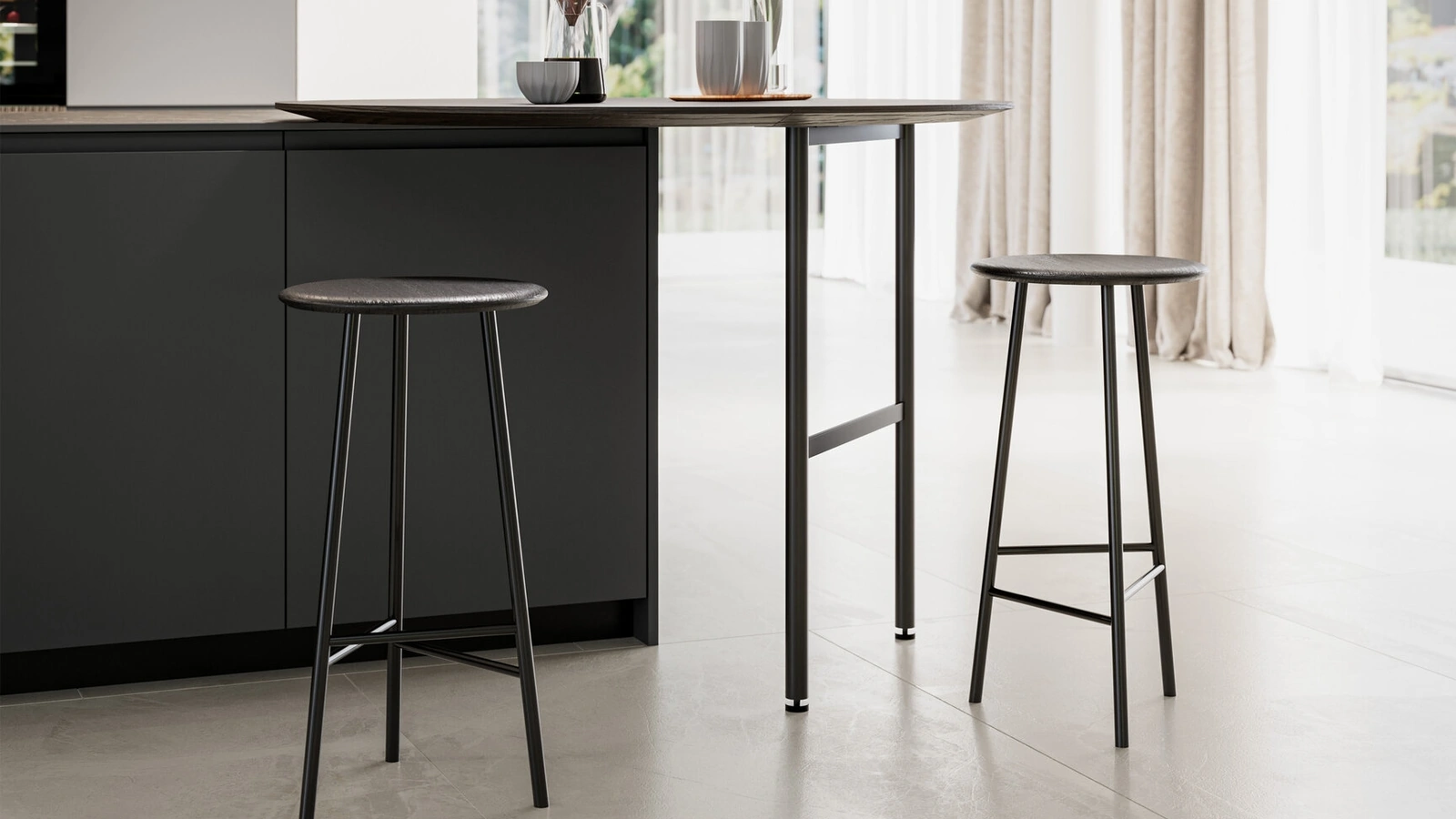 Sgabello Frank con seduta in legno e base in metallo verniciato di Arredo3