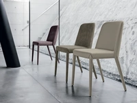 Sedia Betty rivestita in ecopelle di Tomasella