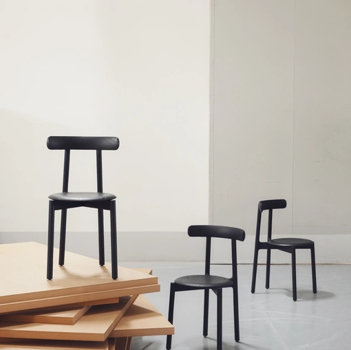 Sedia impilabile in legno Bice di Miniforms