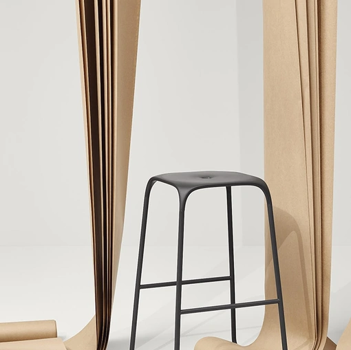 Sgabello Bobo Stool in polipropilene e acciaio di Infiniti