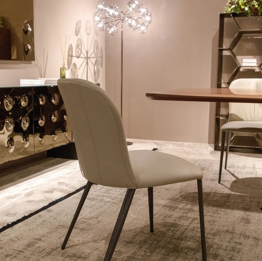 Sedia Bustier di Tonin Casa