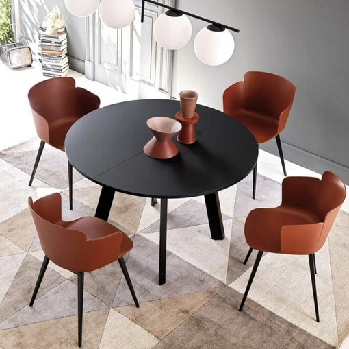 Sedia Calla Q in polipropilene con braccioli di Sedie Brianza