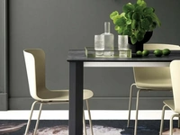 Sedia Calla in polipropilene con gambe in metallo di Sedie Brianza