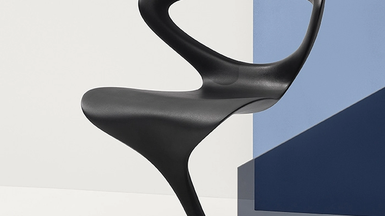 Sedia di design Callita Chair in poliuretano finitura Nero di Infiniti
