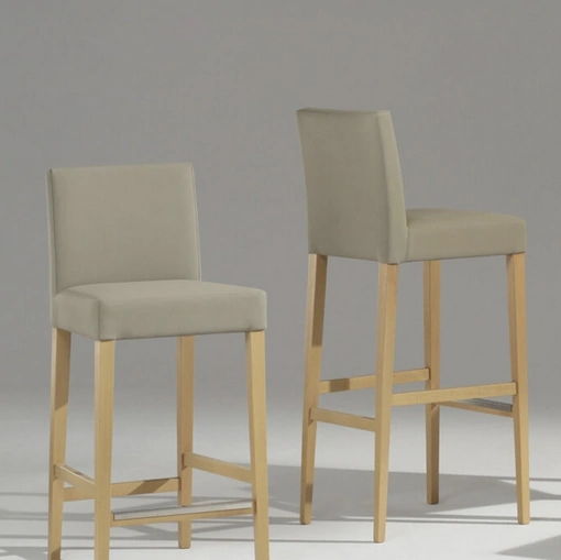 Sgabello Candy SG in tessuto imbottito con gambe in legno di Sedie Brianza