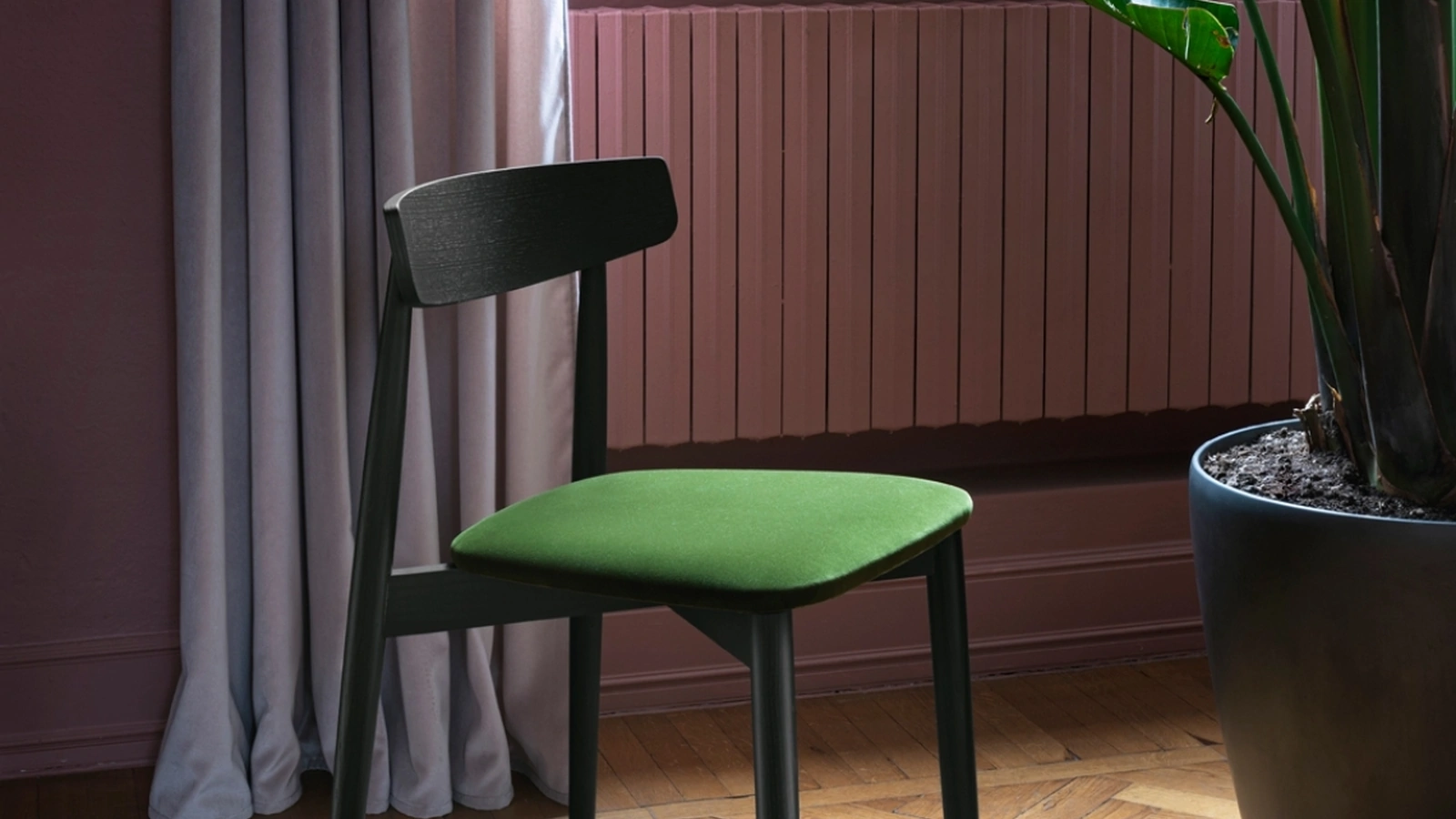 Sedia impilabile Claretta di Miniforms