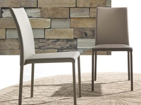 Sedia completamente rivestita in ecopelle Cloe di La Seggiola