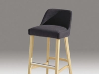 Sgabello Eloise SG in tessuto imbottito con base in legno di Sedie Brianza