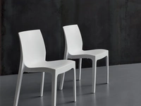 Sedia Falena Velvet in polipropilene di La Seggiola