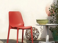 Sedia Ginny in polipropilene senza braccioli di Sedie Brianza