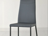 Sedia Grace in ecopelle con gambe in metallo di Sedie Brianza