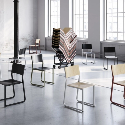 Sedia GT01 in Rovere di Infiniti