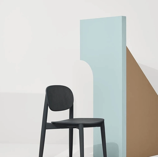 Sedia Harmo in Frassino verniciato Nero di Infiniti