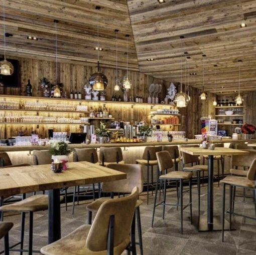 Sgabello Joe SG in pelle con base in metallo di Sedie Brianza