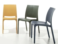 Sedia impilabile Vela in polipropilene di La Seggiola