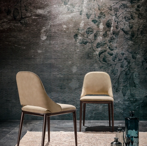 Sedia Malva con seduta rivestita pelle di Tonin Casa