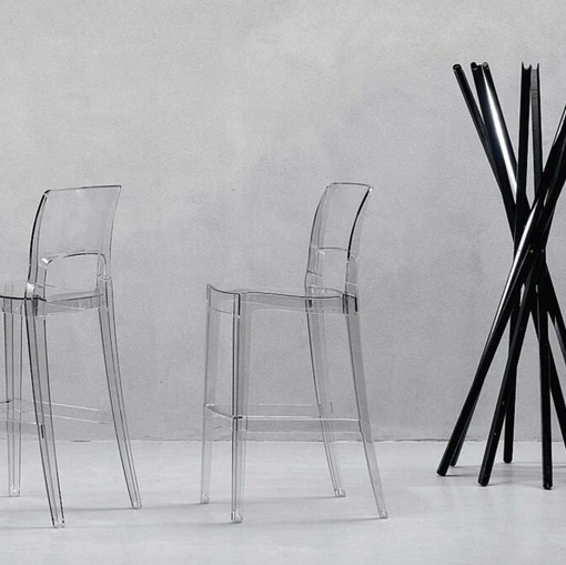 Sgabello impilabile Mya SG in policarbonato trasparente di Sedie Brianza