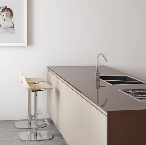 Sgabello Pure Loop Mini Stool di Infiniti