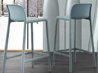 Sgabello River Stool 76 in resina rinforzata con fiberglass di La Seggiola