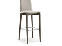 Sgabello Rose SG in tessuto imbottito con base in legno di Sedie Brianza