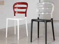 Sedia impilabile in polipropilene e policarbonato trasparente Lilly di Ponti Terenghi