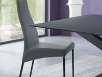 Sedia Carla in pelle con gambe in metallo di Sedie Brianza