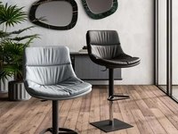 Sgabelli in pelle Noa e Coco di Ozzio