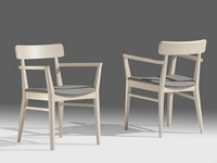 Sedia con braccioli Tara in legno con seduta in tessuto imbottito di Sedie Brianza