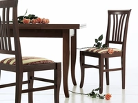 Sedia classica Tivoli in legno con seduta in tessuto imbottito di Sedie Brianza