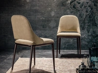 Sedia Malva con seduta rivestita pelle di Tonin Casa