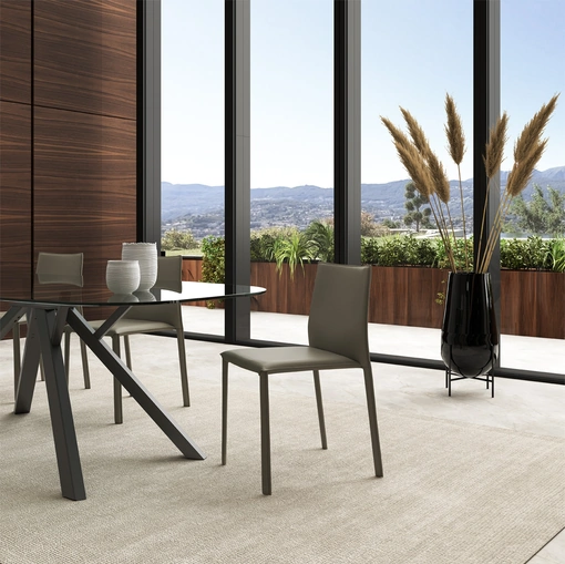 Sedia in cuoio Urus di Easyline