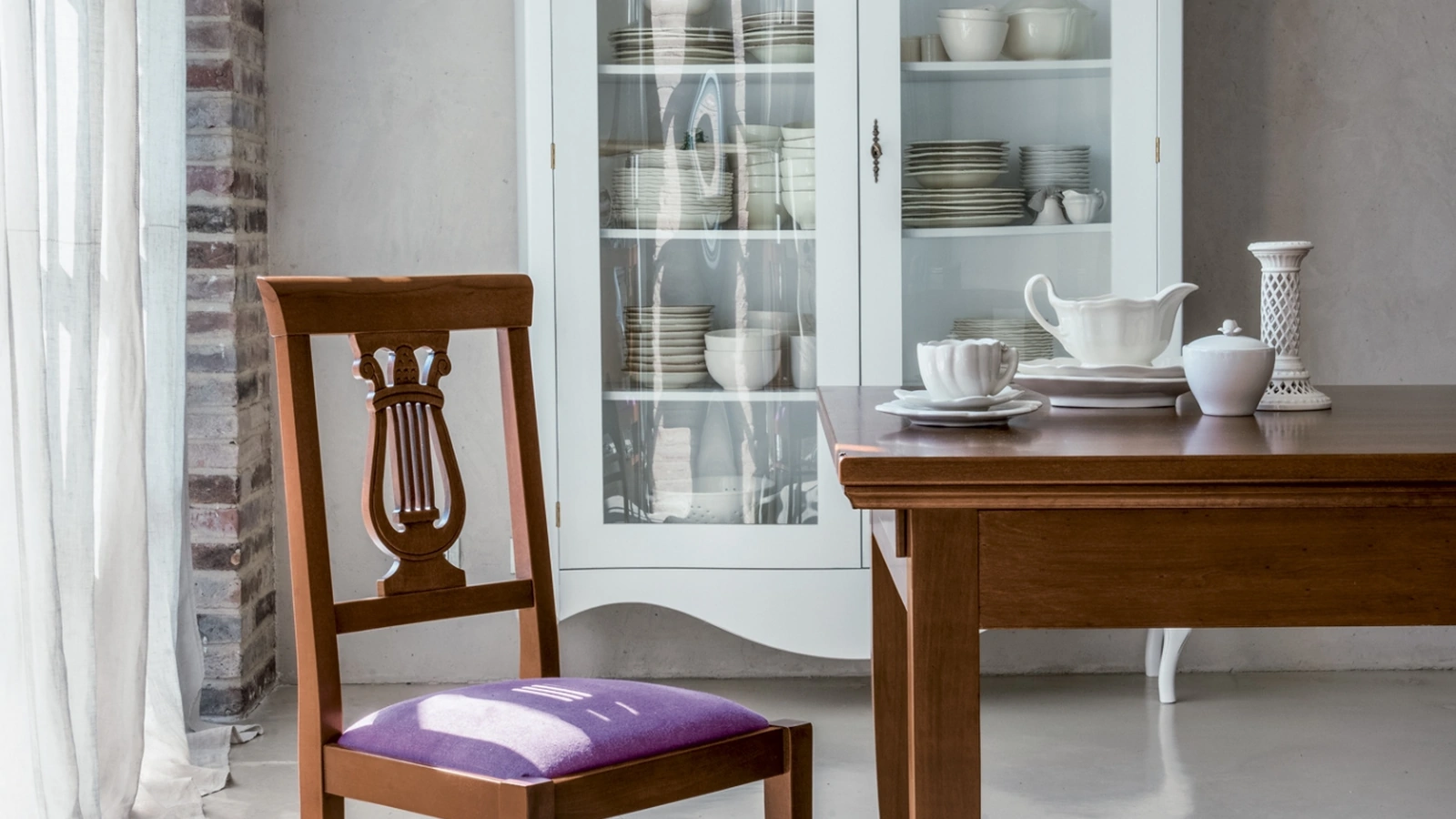 Sedia in legno con seduta in tessuto Viale di Tonin Casa