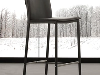 Sgabello Vogue Stool rivestito in ecopelle di La Seggiola